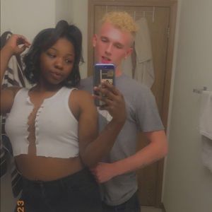 Meet your Posher, Taylia